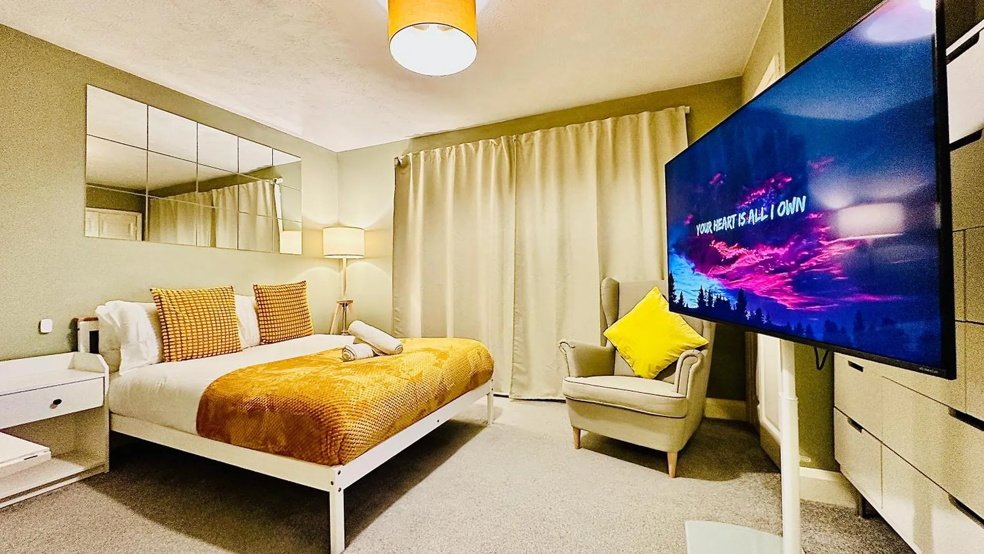 Opulent Marriott Hotel London